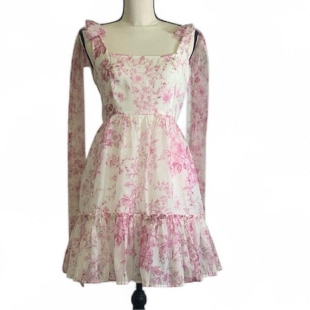 Francesca’s Pink Floral Tie-Shoulder Ruffle Dress – Women’s Small 🌸